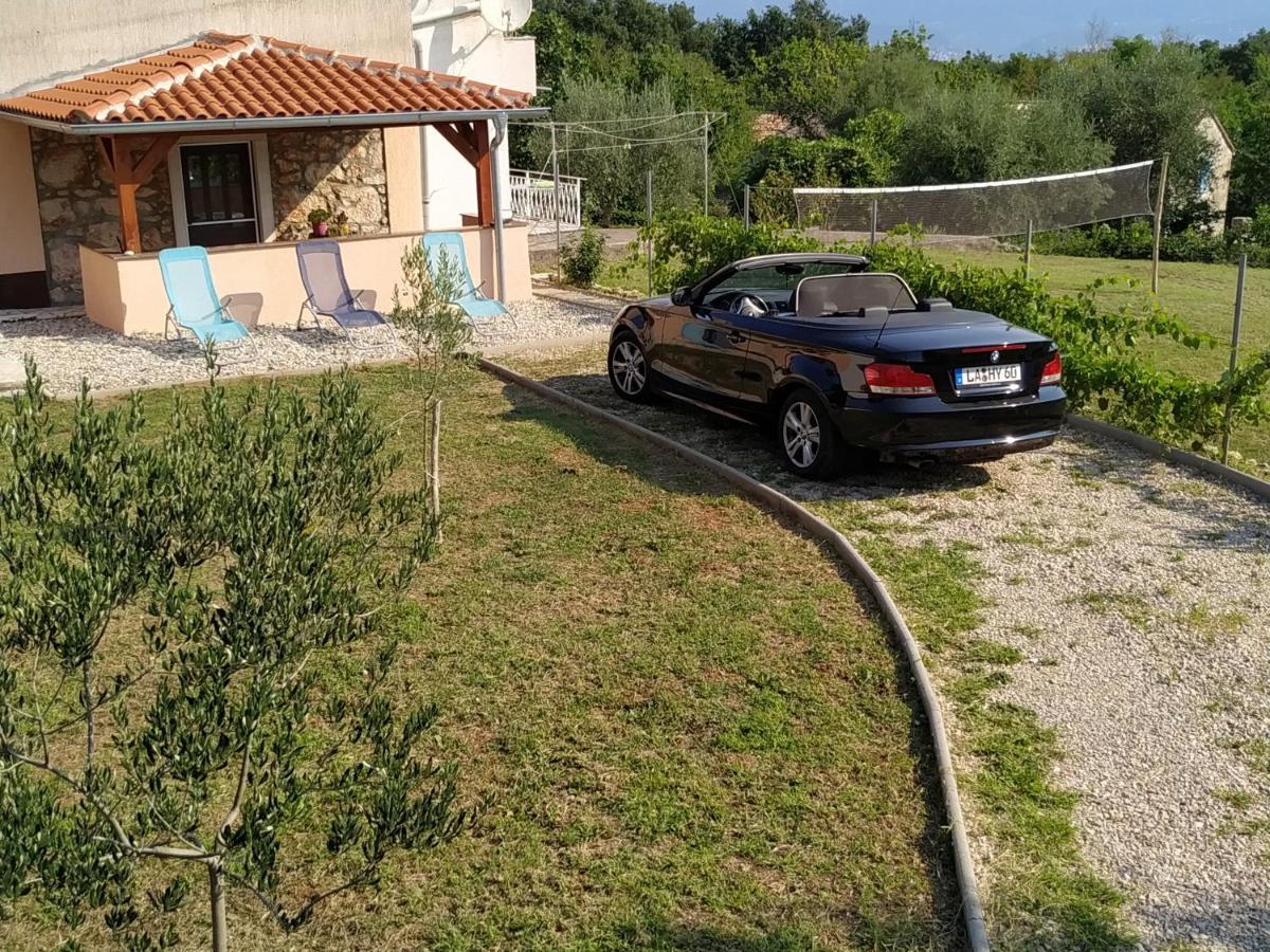 Apartman Lidija Risika Luaran gambar